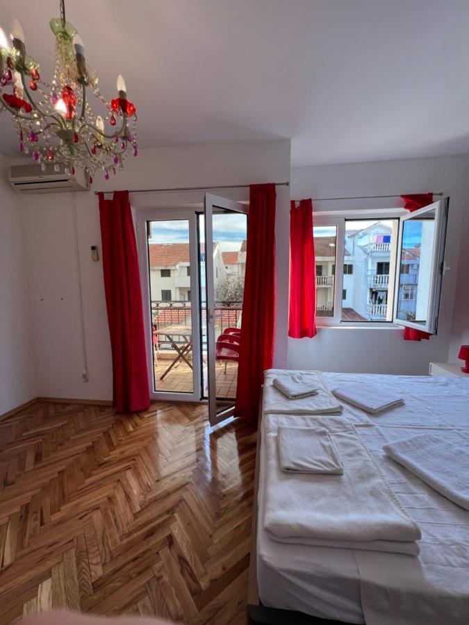 Ksenia Guesthouse Apartments And Studios Budva Exterior photo