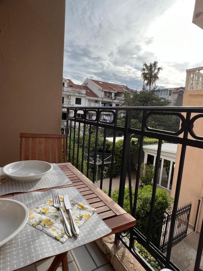 Ksenia Guesthouse Apartments And Studios Budva Exterior photo